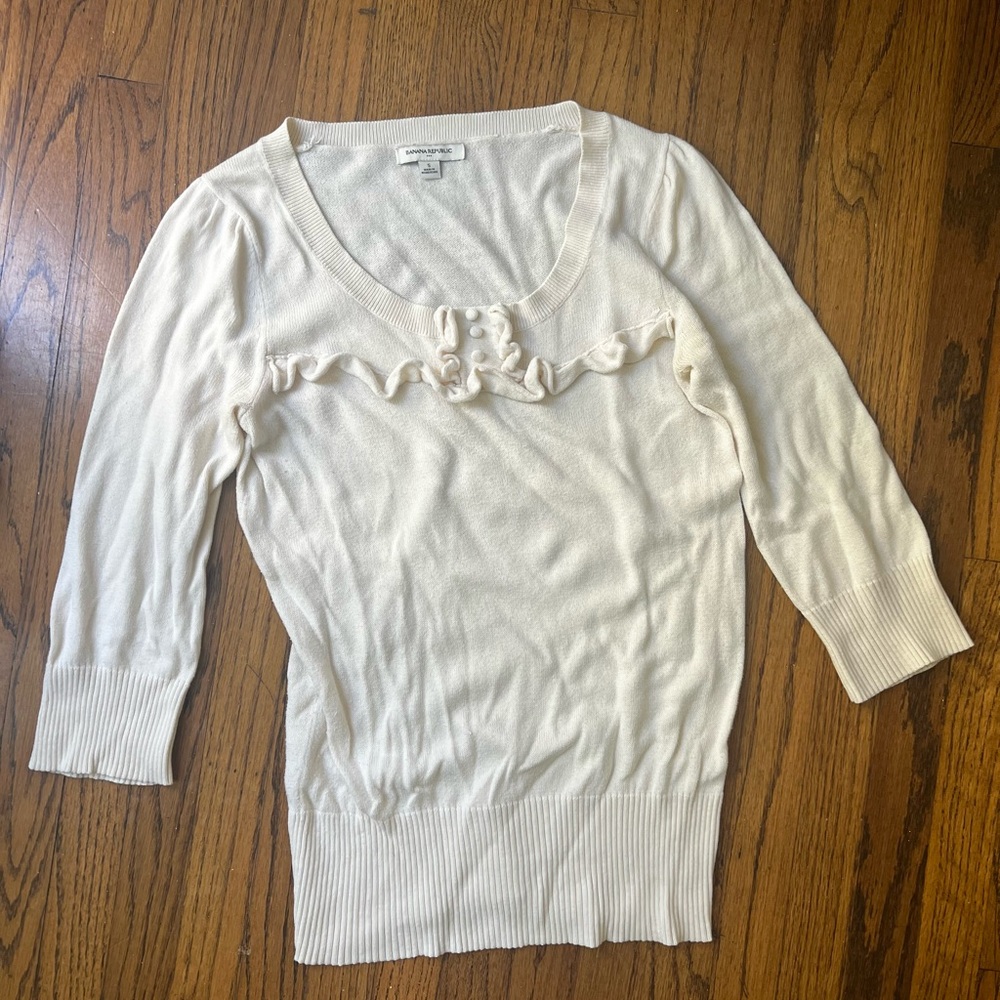 Banana Republic Cream Sweater size small